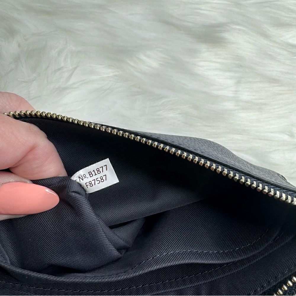 Coach Double Zip Pebbled Leather Corner Zip Wristlet - Picture 6 of 9